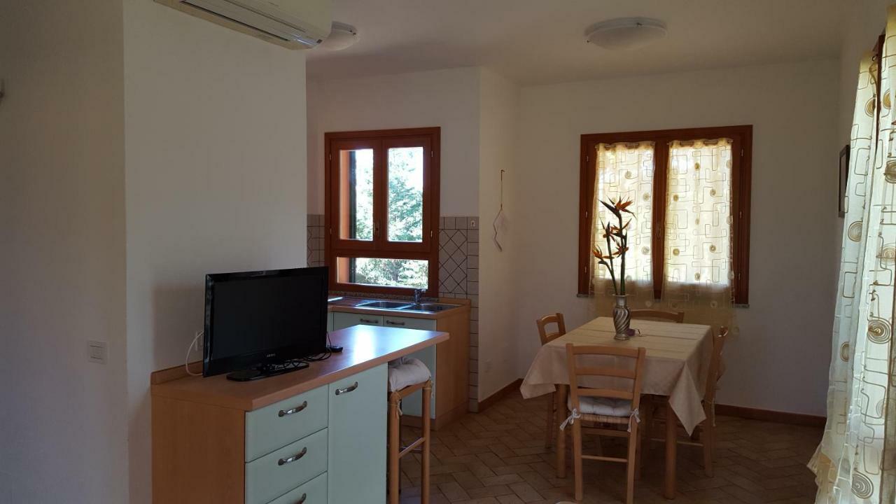 Agriturismo Rebua Porto Azzurro Ngoại thất bức ảnh